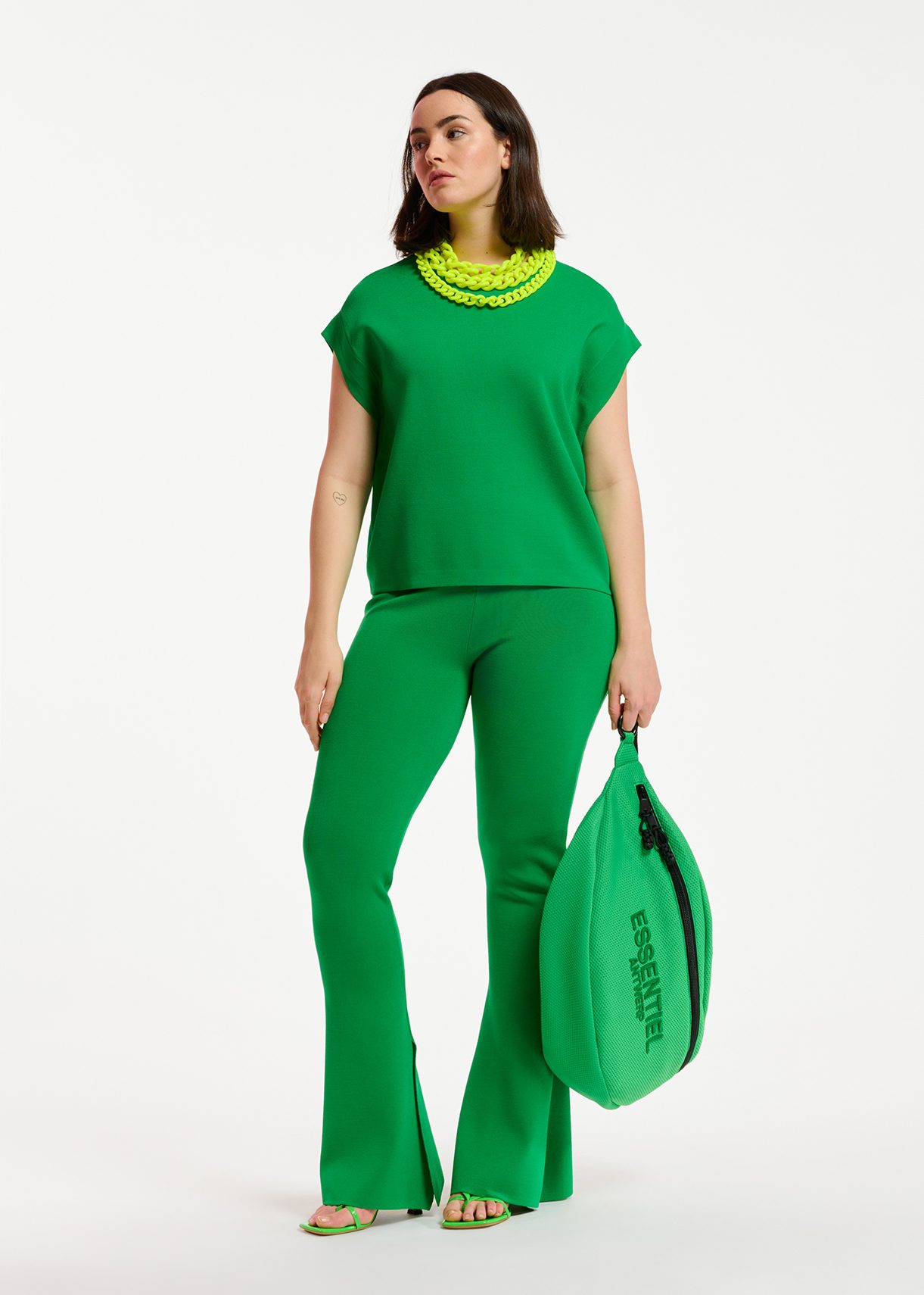 green-sleeveless-knitted-sweater-essentiel-antwerp-germany